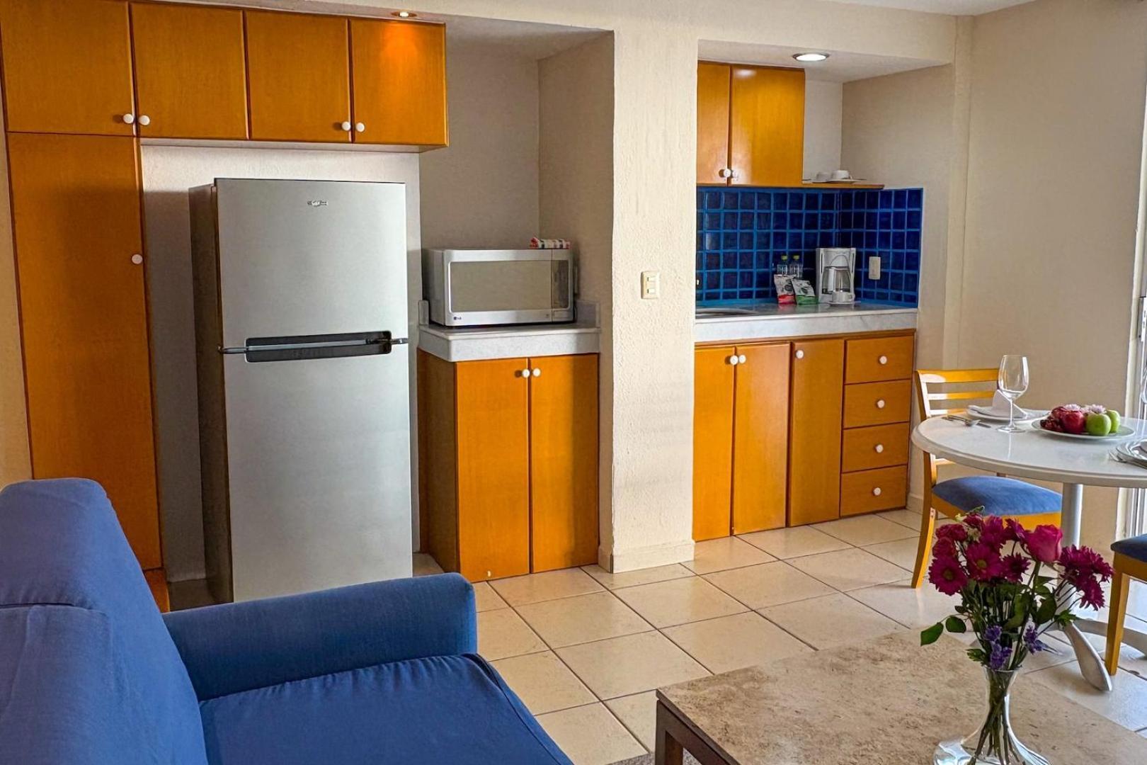 Ocean View And Direct Access To The Beach! *